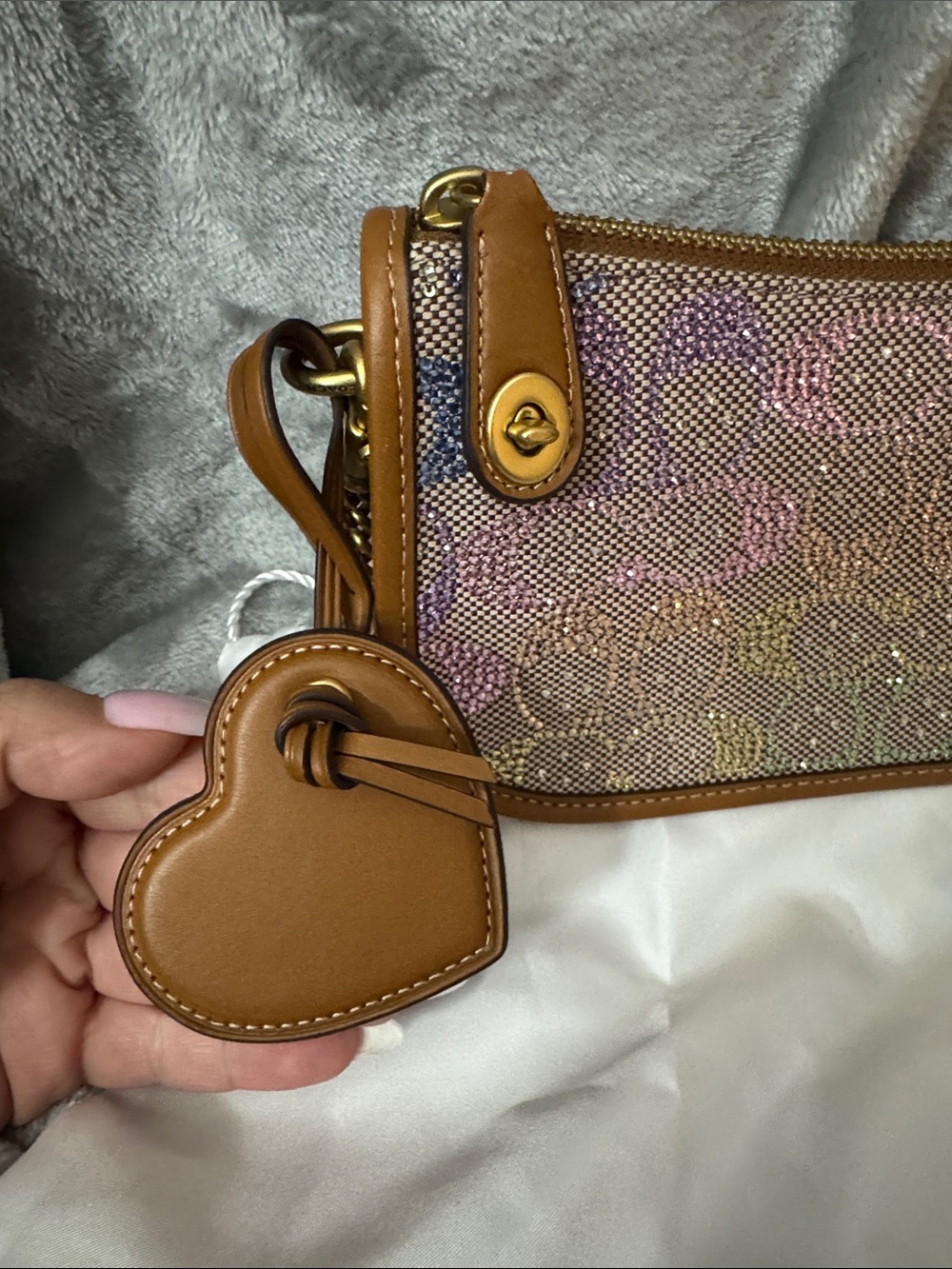 Coach swinger rainbow crystal-like new - Picture 4 of 15